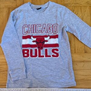 NBA Chicago Bulls Kids Long-Sleeve Thermal Shirt - Gray with Red Graphic